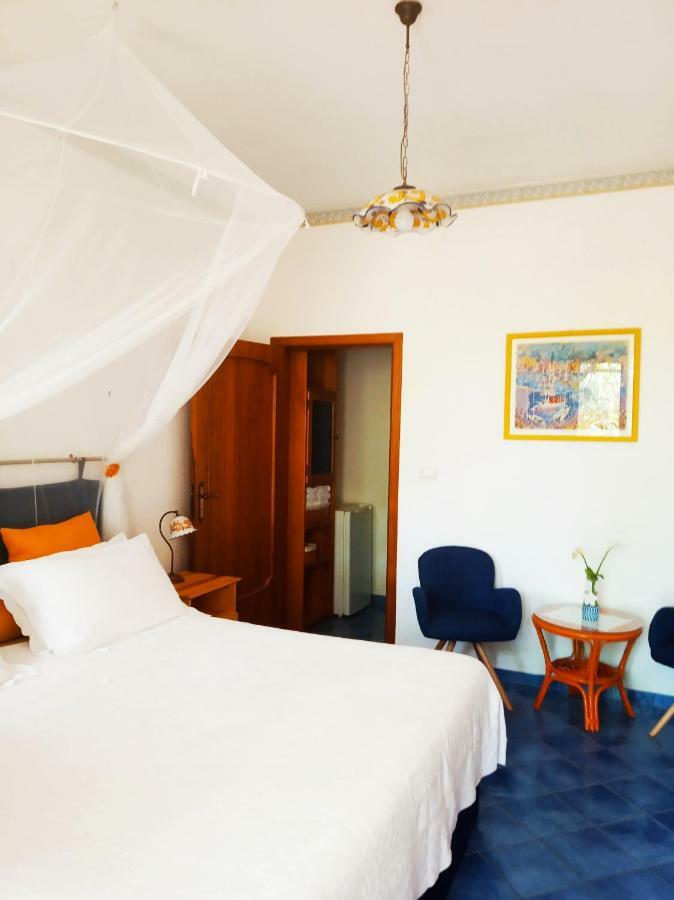 B&B La Casa Del Gelso Acquafredda Dış mekan fotoğraf